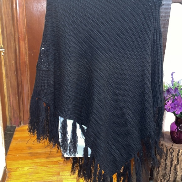 Black fringe sequin Shawl - Picture 7 of 7